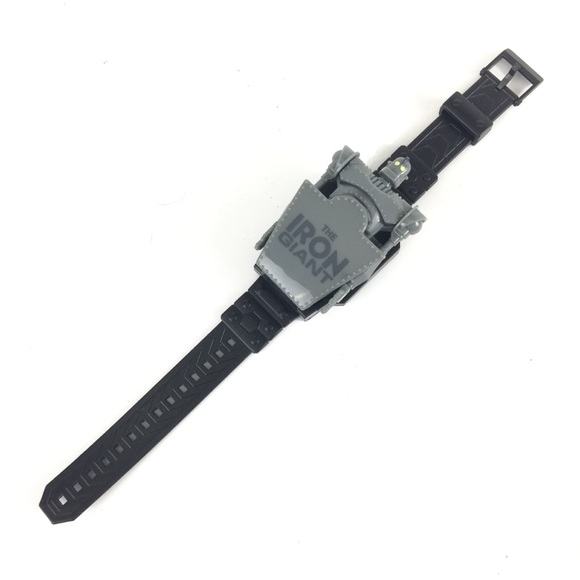 The Iron Giant Transforming Watch promo - Picture 2 of 8